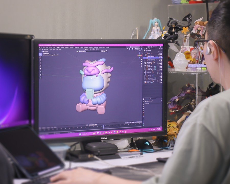 3D sculpting for a custom figure prototype